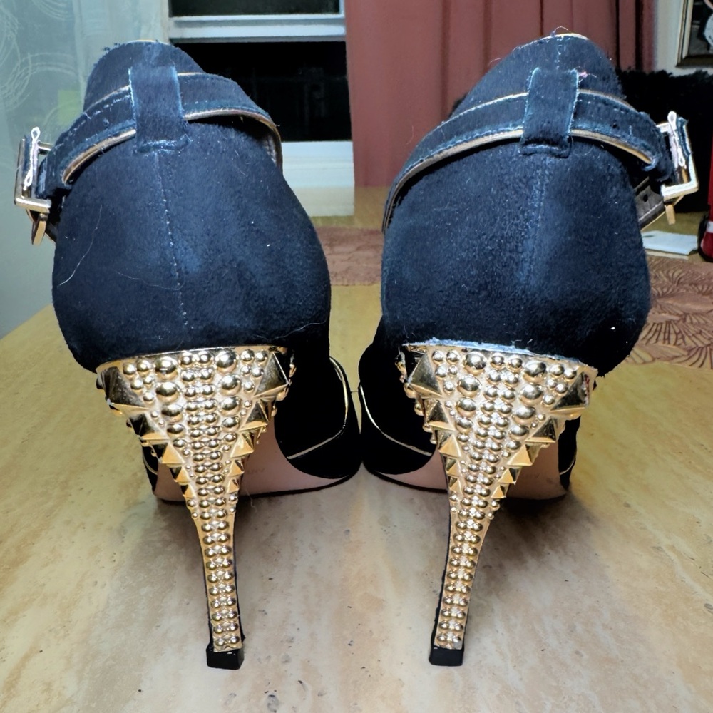 Antonio Melani Gold and Black suede studded heels size 10